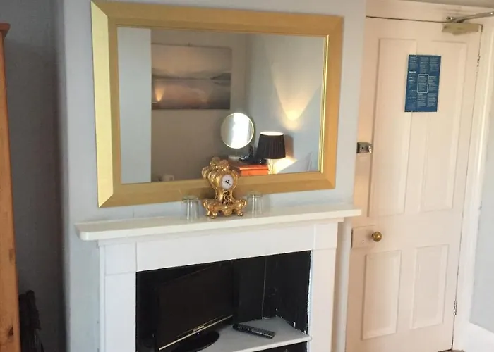 Guest house Holly 4*