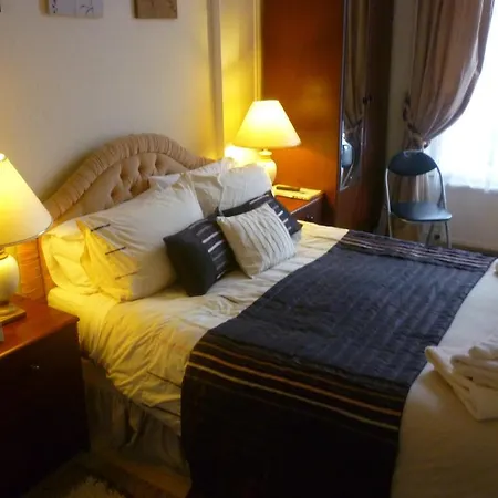 Holly Guest house York