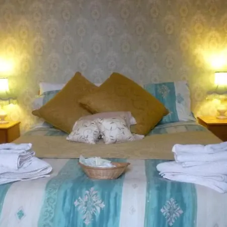 Guest house Holly York